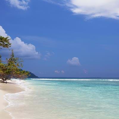 images/AndmanBeach1.jpg