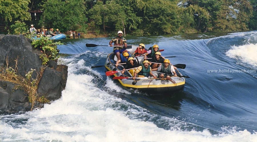 images/BarapoleRiver1.jpg