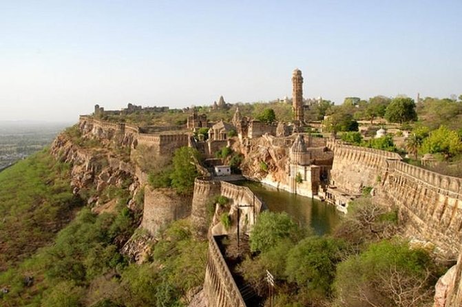 images/Chittorgarh3.jpg