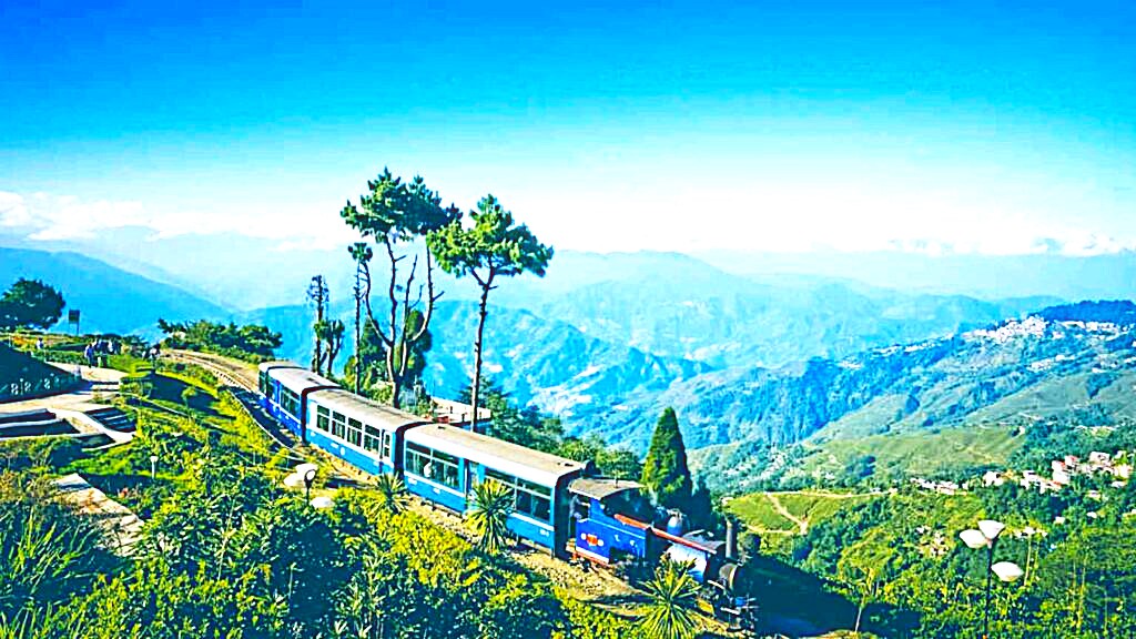 images/Darjeeling-West-Bengal-2.jpg