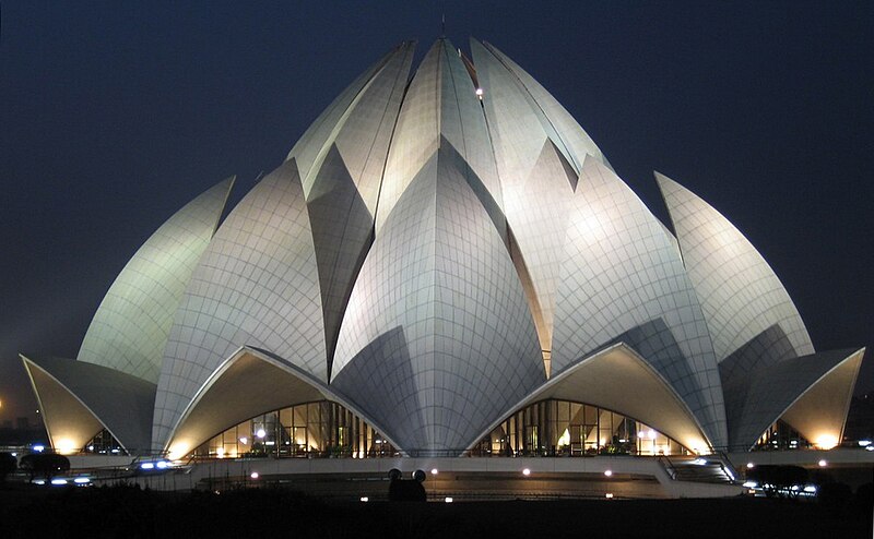 images/Lotustemple3.jpg