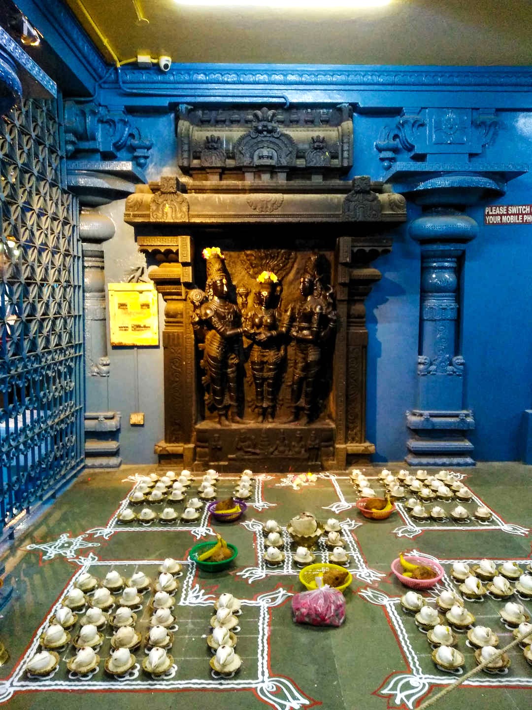 images/Malai_mandir_Delhi_5.jpg