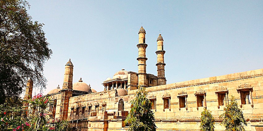 images/Pavagadh-Fort-3.jpg