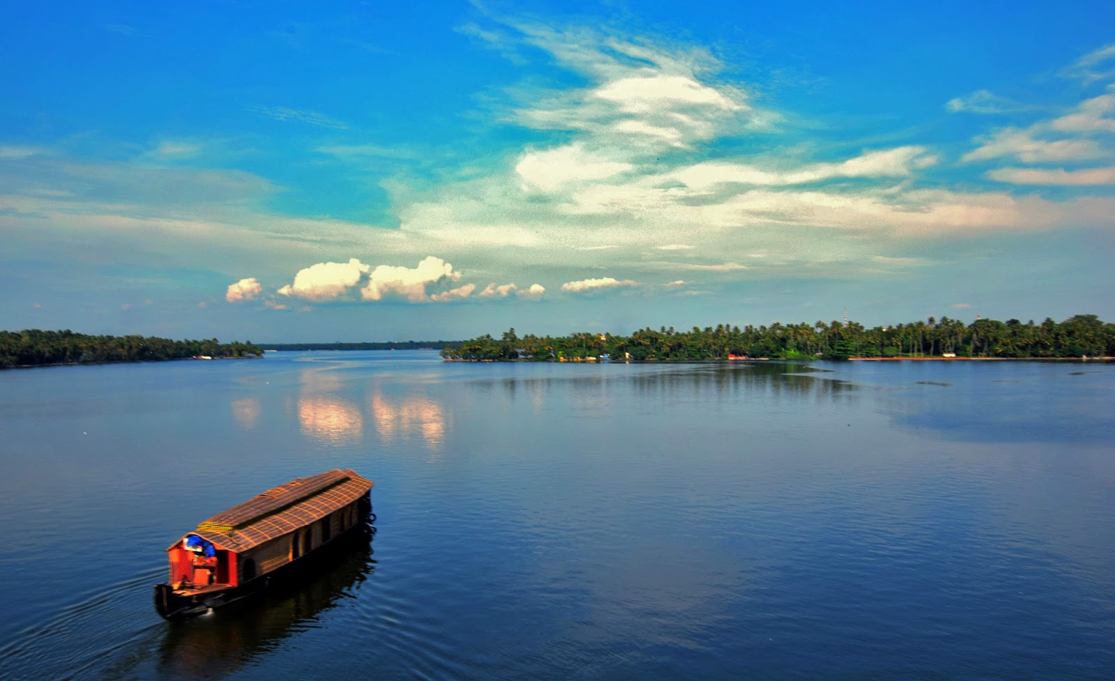  images/Vembanad-Lake5.jpg