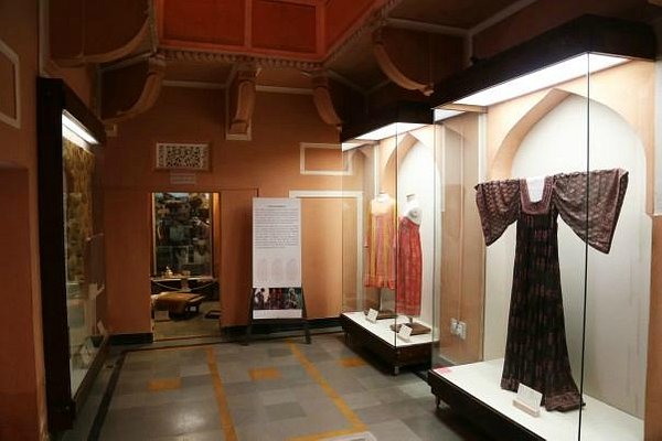  images/anokhi4.jpg