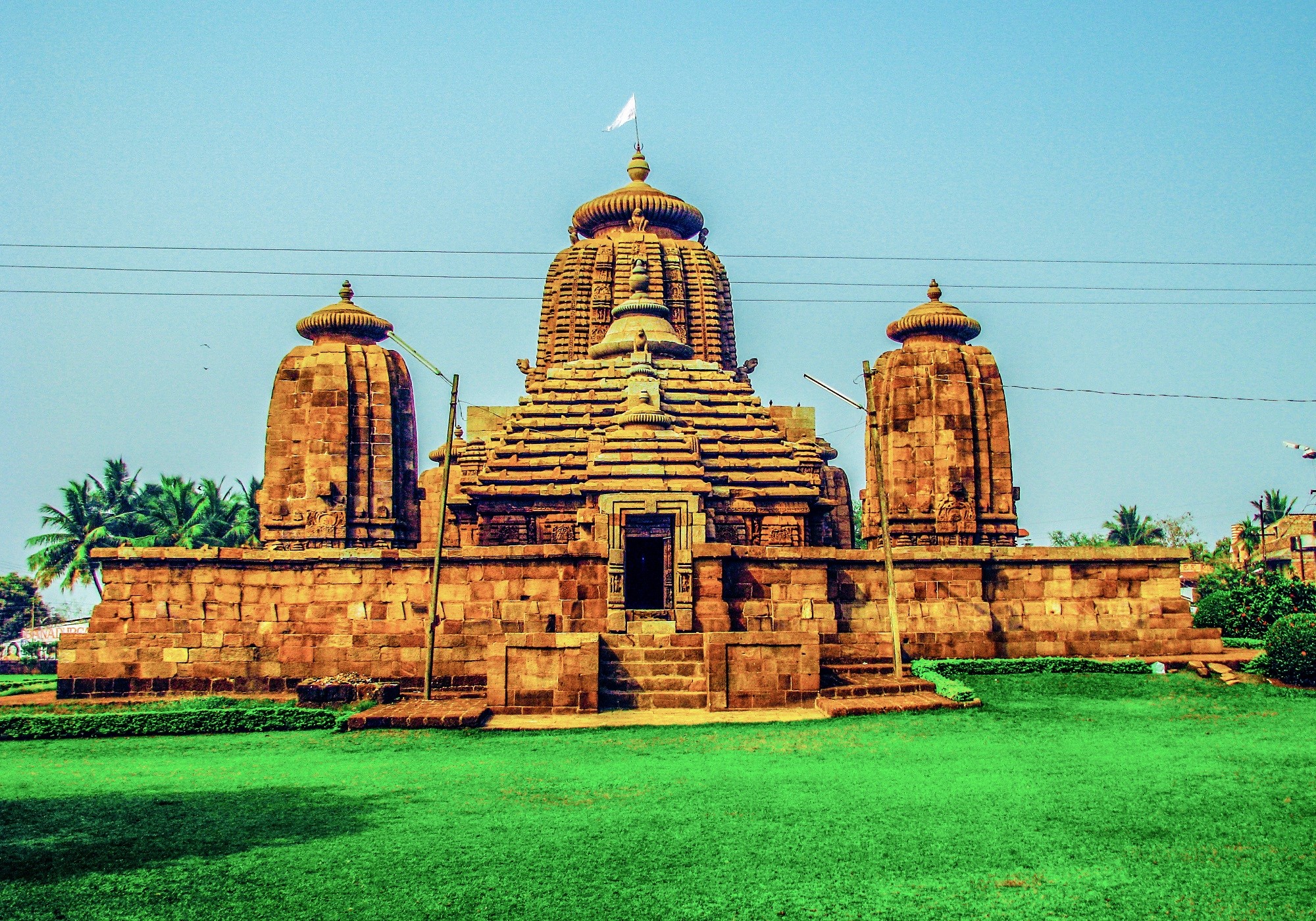images/brahmeshwara1.jpg