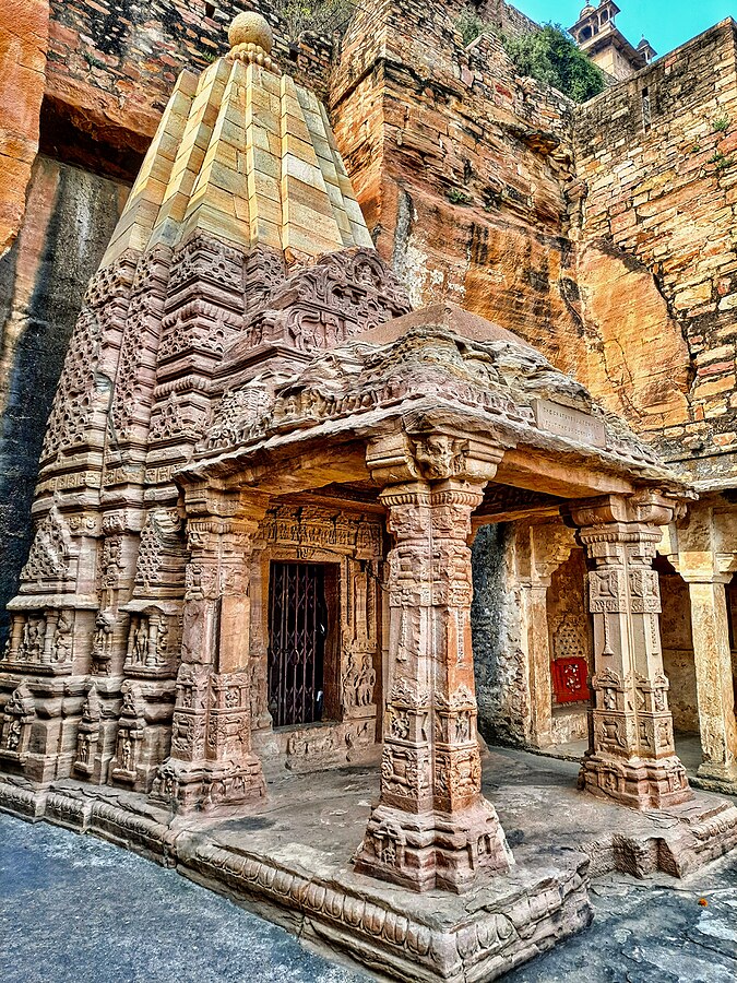 images/chaturbhuj3.jpg