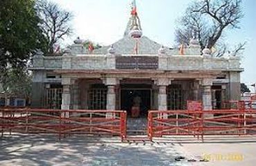 images/devi3.jpg