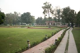 images/gandhi5.jpg