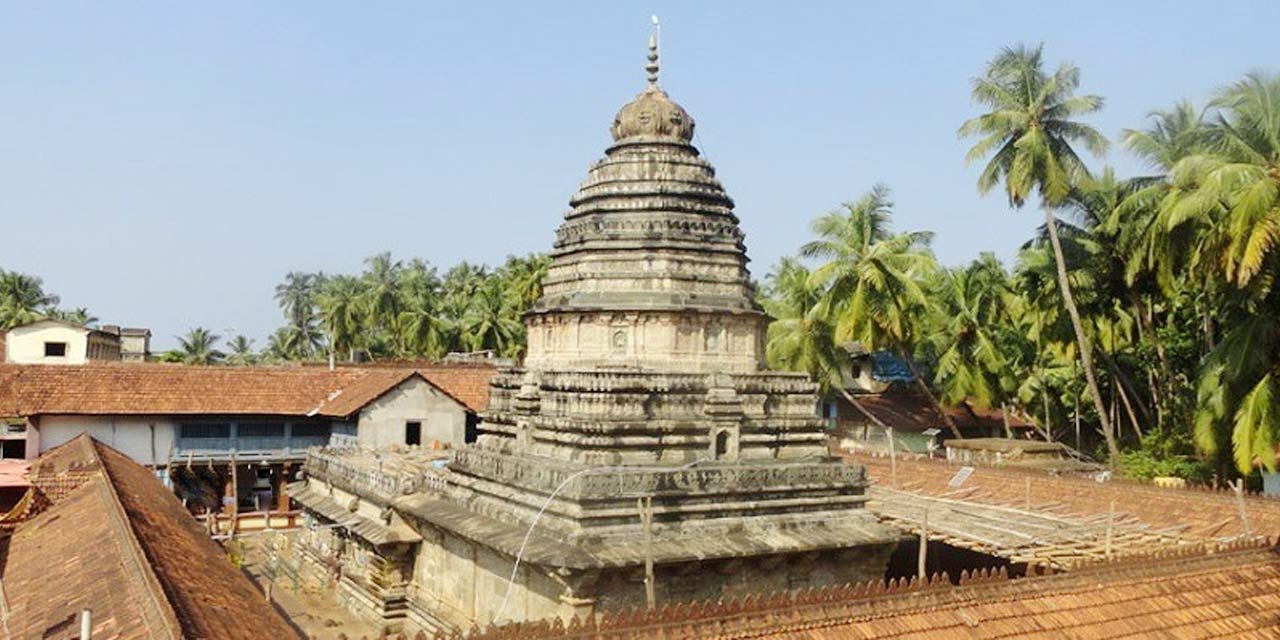 images/gokarna-mahabaleshwar-temple-1.jpg