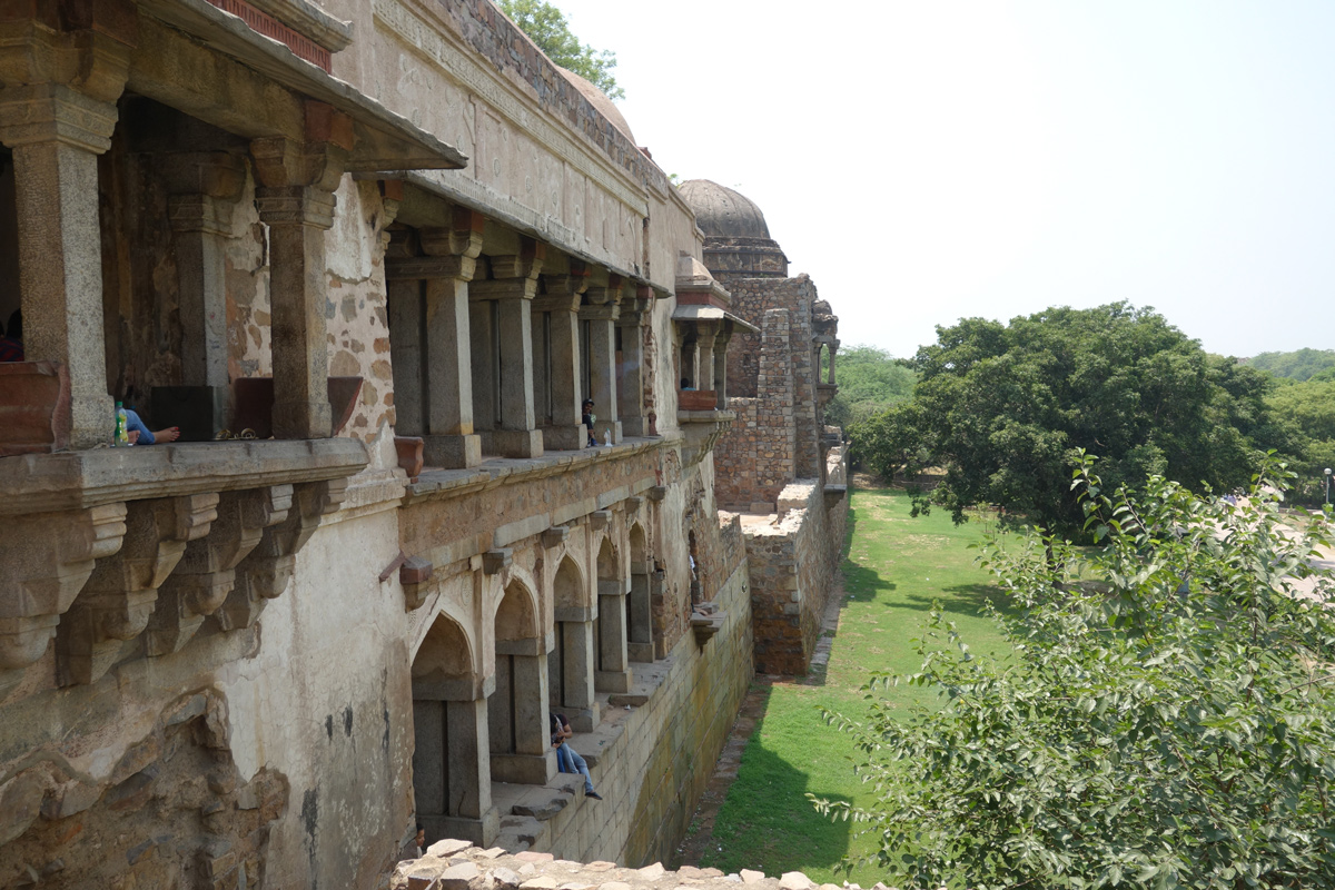 images/hauz-khas-village-delhi-3.jpg