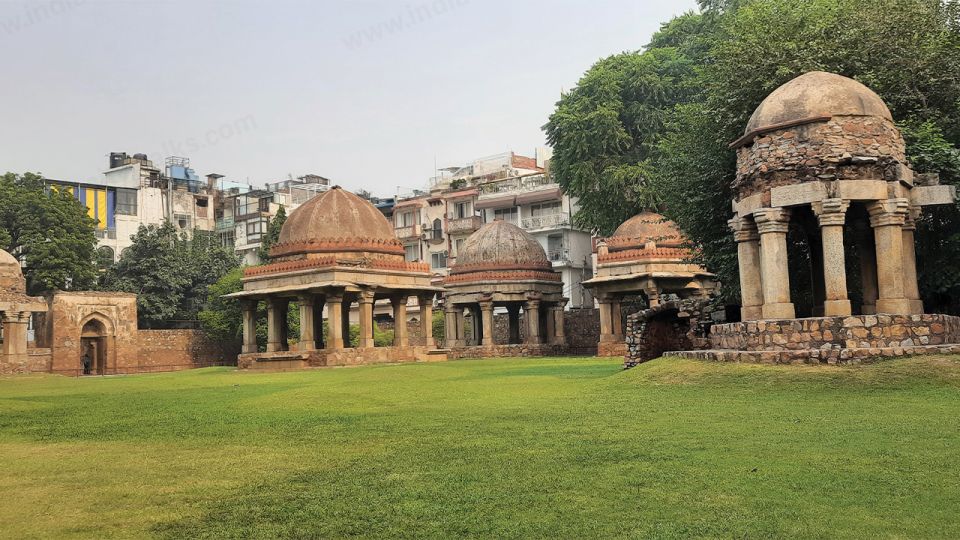  images/hauz-khas-village-delhi-4.jpg