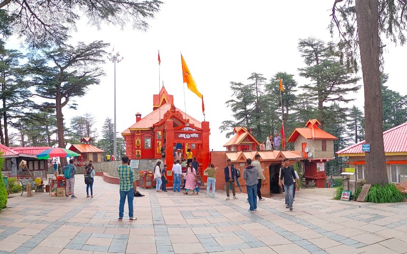 images/jakhoo_temple1.jpg