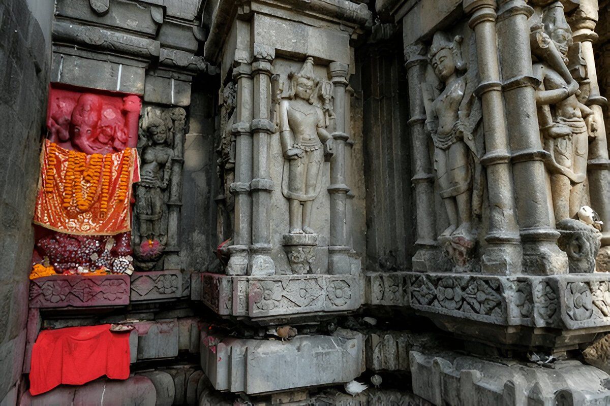 images/kamakhya-temple-4.jpg