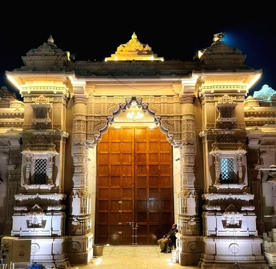 images/kashivishwnath1.jpg