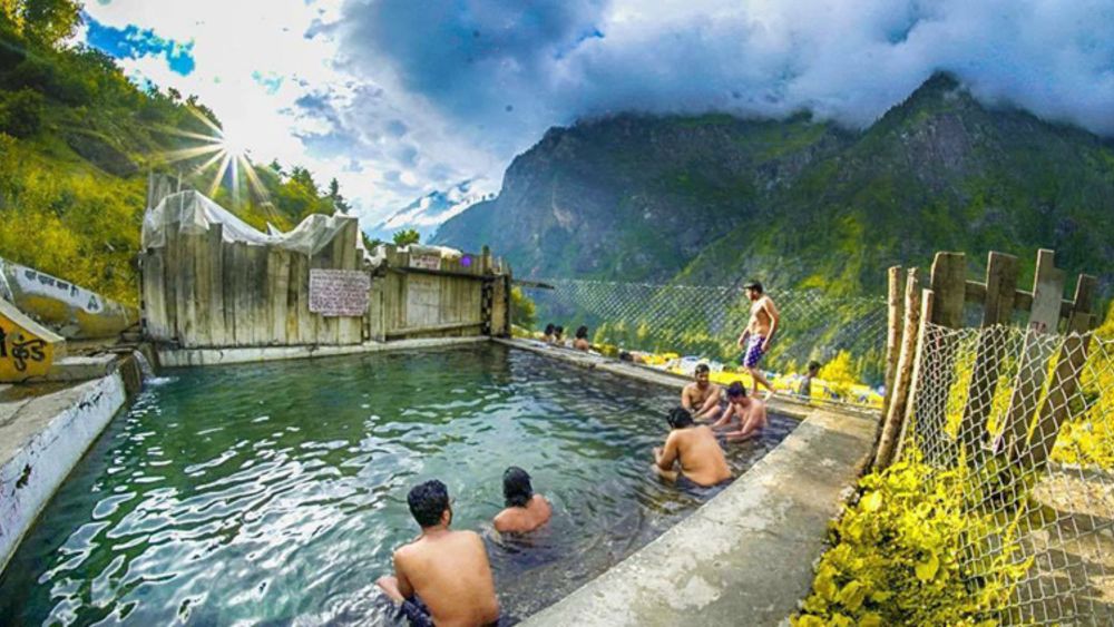 images/kheerganga1.jpg