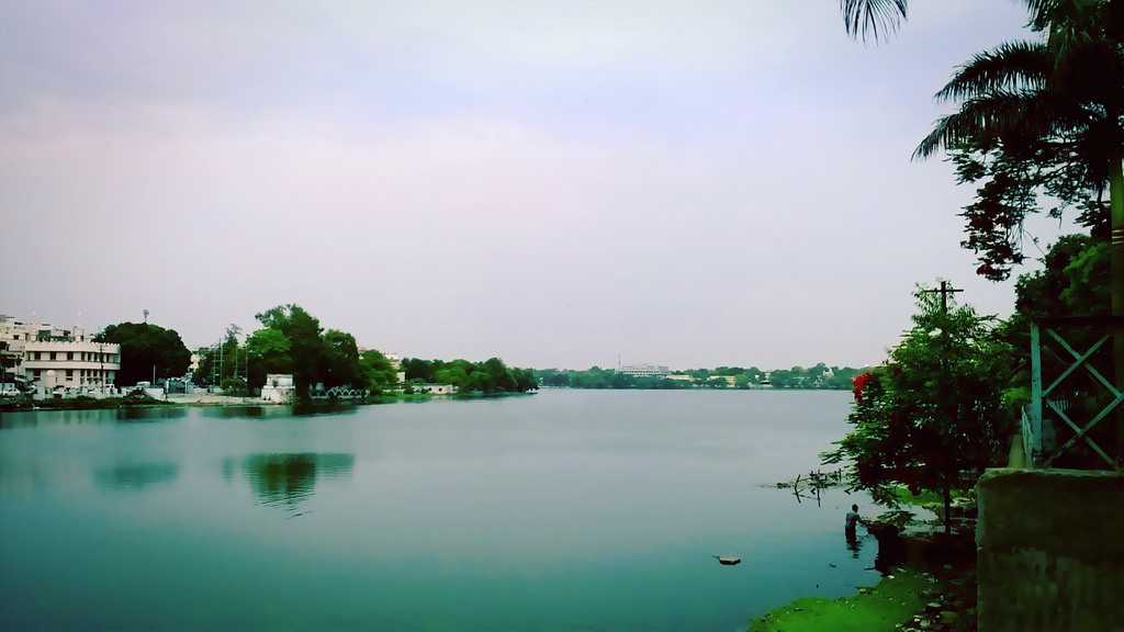  images/lower-lake-5.jpg
