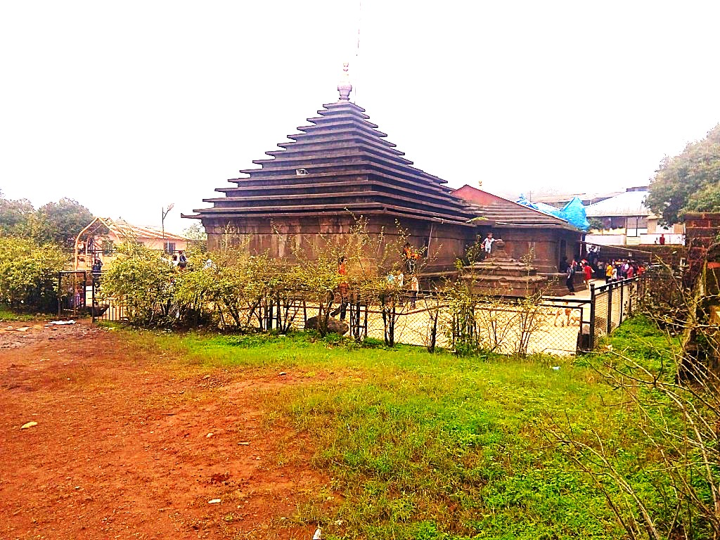 images/mahabaleshwar-temple-maharashtra-5.jpg