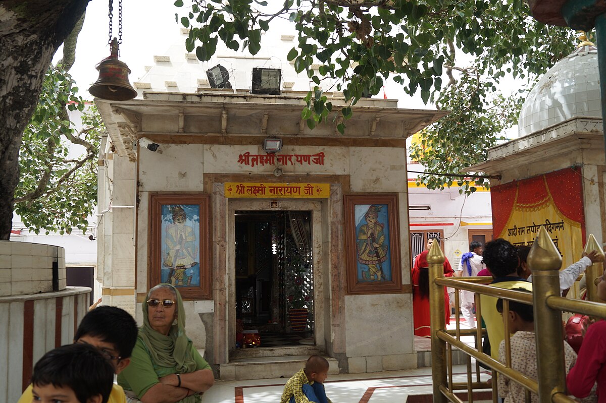 images/naina5.jpg