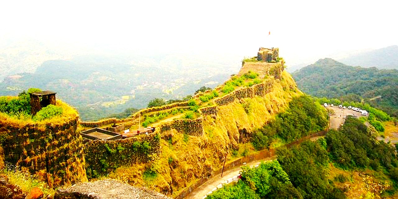 images/pratapgarh-fort-maharashtra-1.jpg