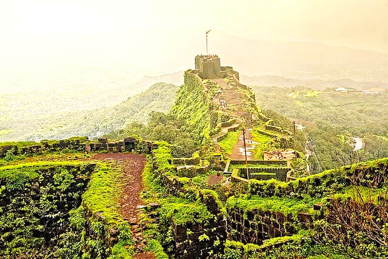 images/pratapgarh-fort-maharashtra-3.jpg