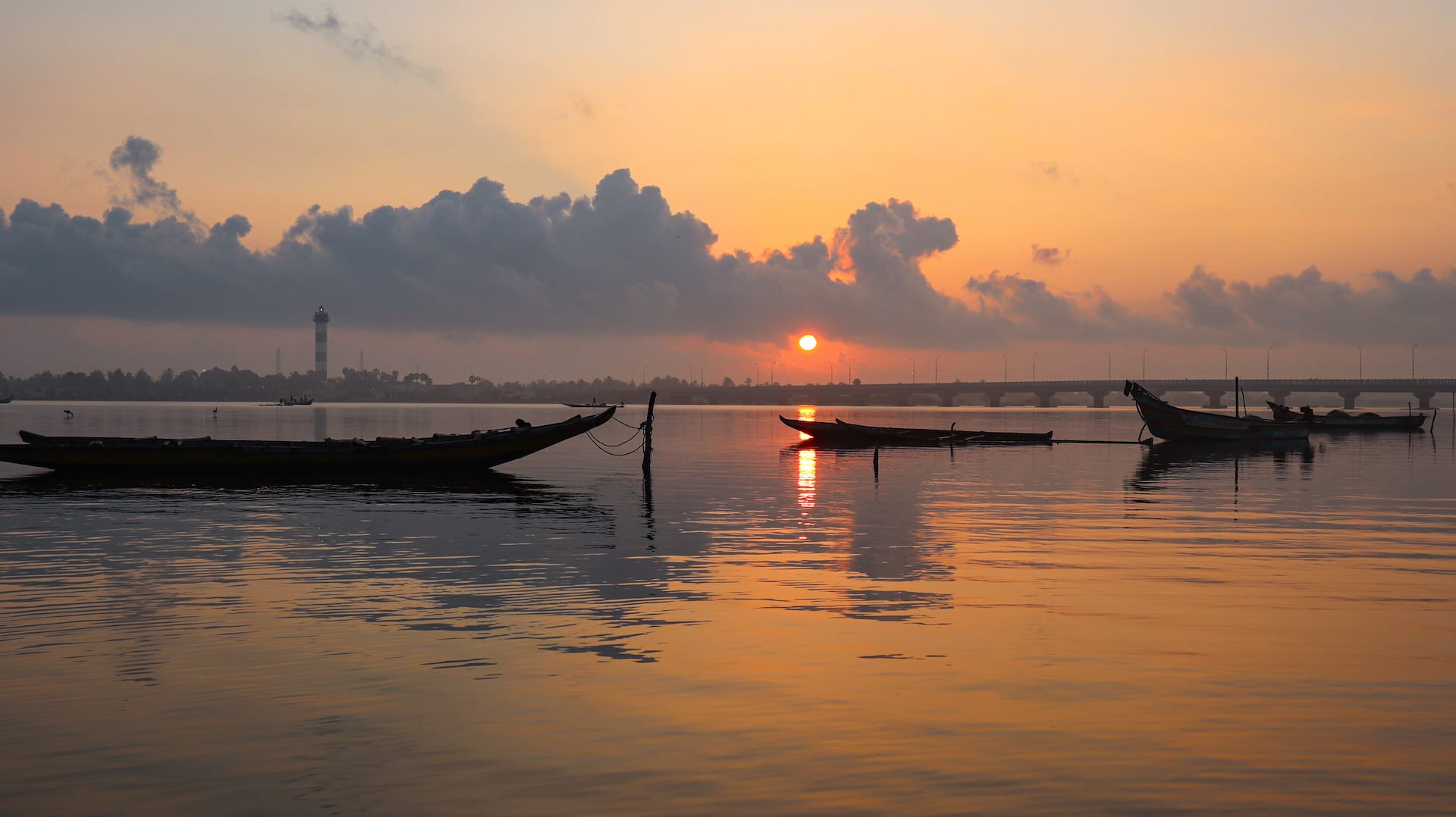 images/pulicat-lake-1.jpg
