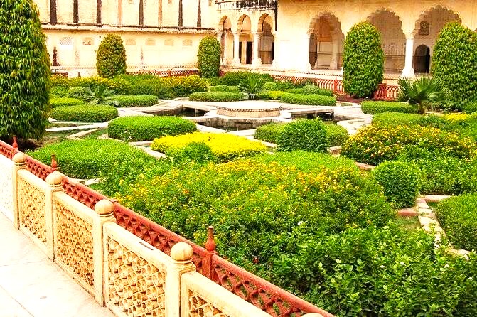 images/ram-niwas-garden-5.jpeg