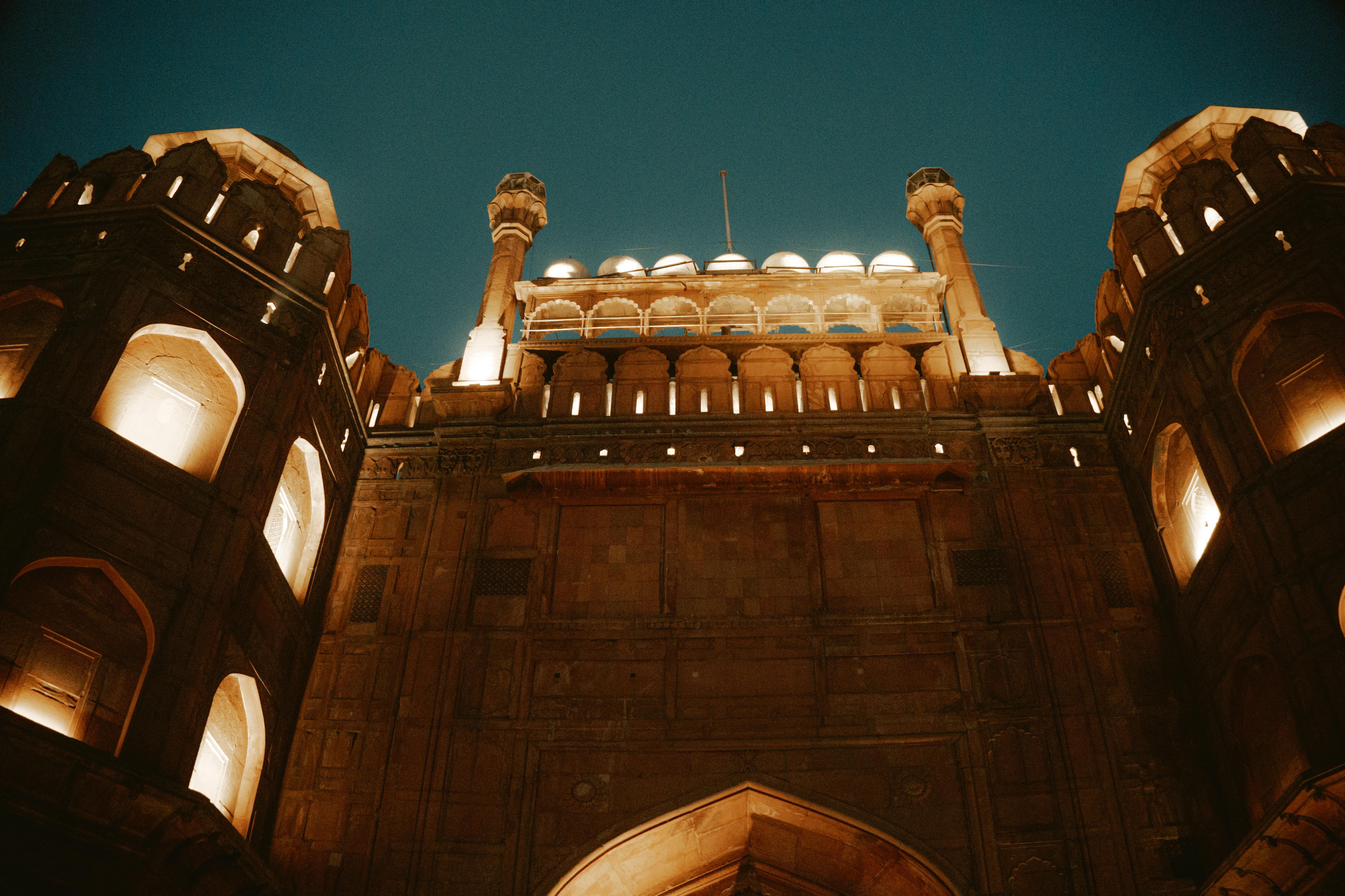  images/redfort3.jpg