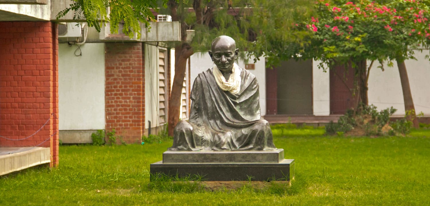 images/sabarmati1.jpg