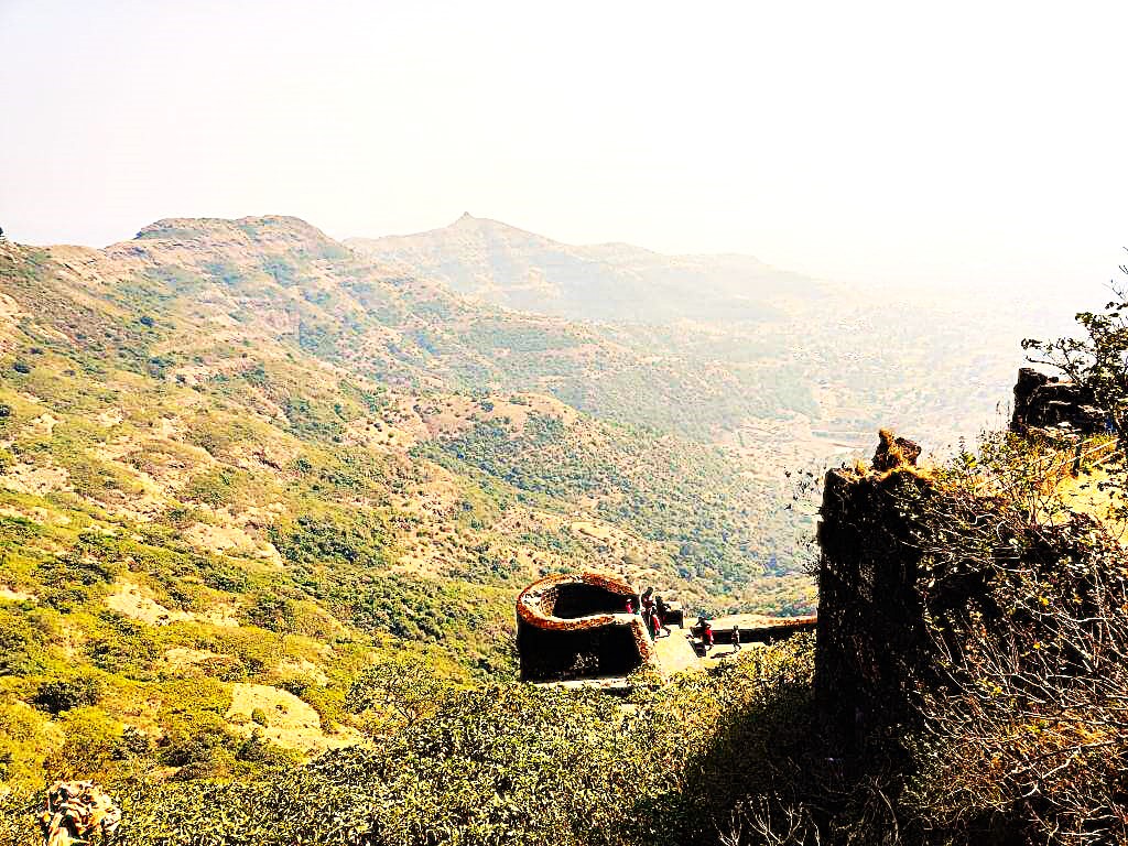 images/sinhagad-fort-maharashtra-5.jpg