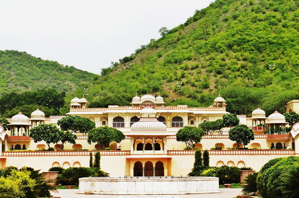  images/sisodia-rani-garden-5.jpg