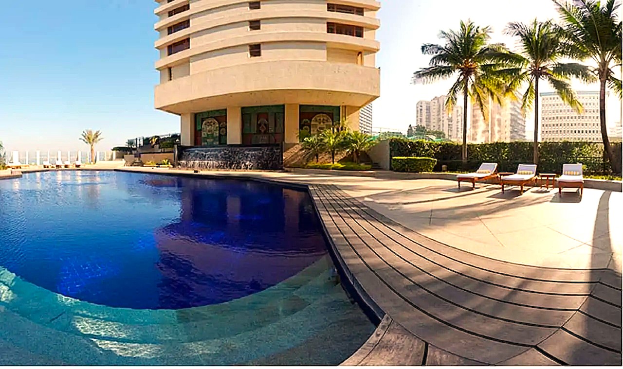 images/the-oberoi-hotel-mumbai-3.jpg