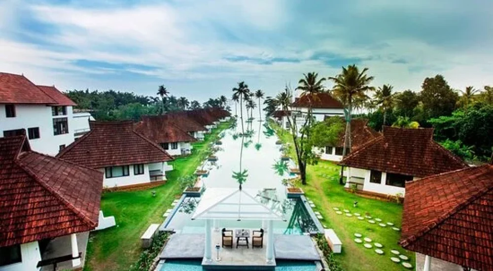 images/the-zurikumarkom-2.jpg